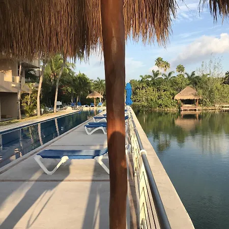 Puerto Aventuras Marina Hotel